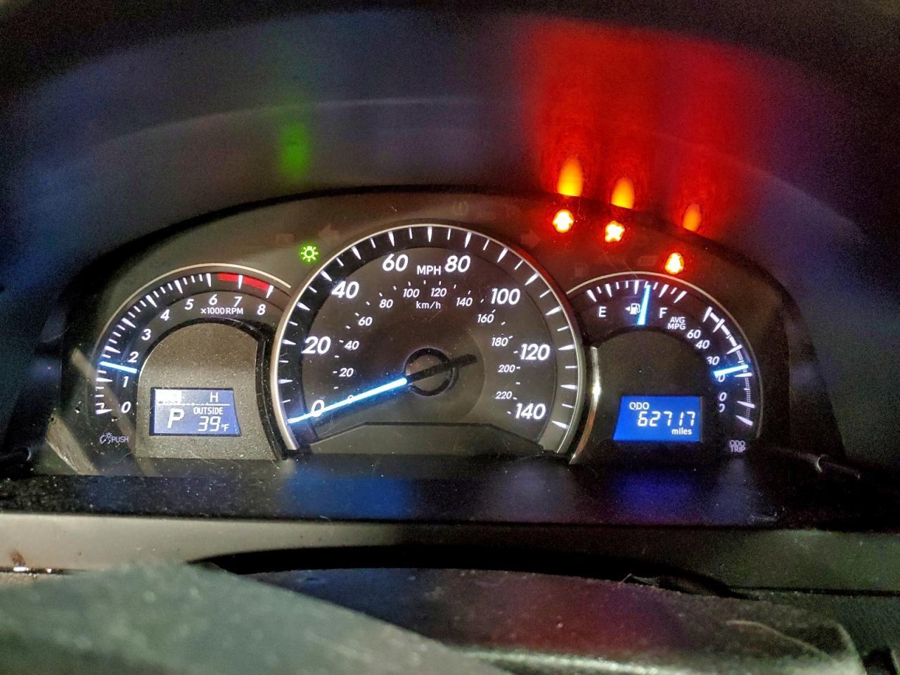 2014 TOYOTA CAMRY