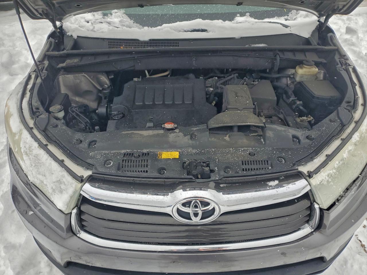 2016 TOYOTA HIGHLANDER