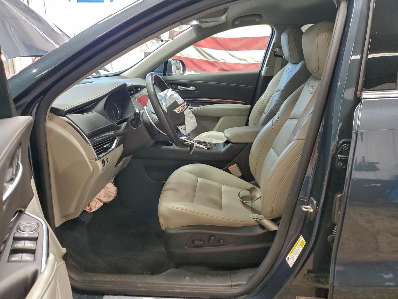 2021 CADILLAC XT4