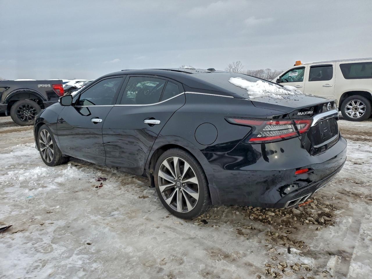 2019 NISSAN Maxima