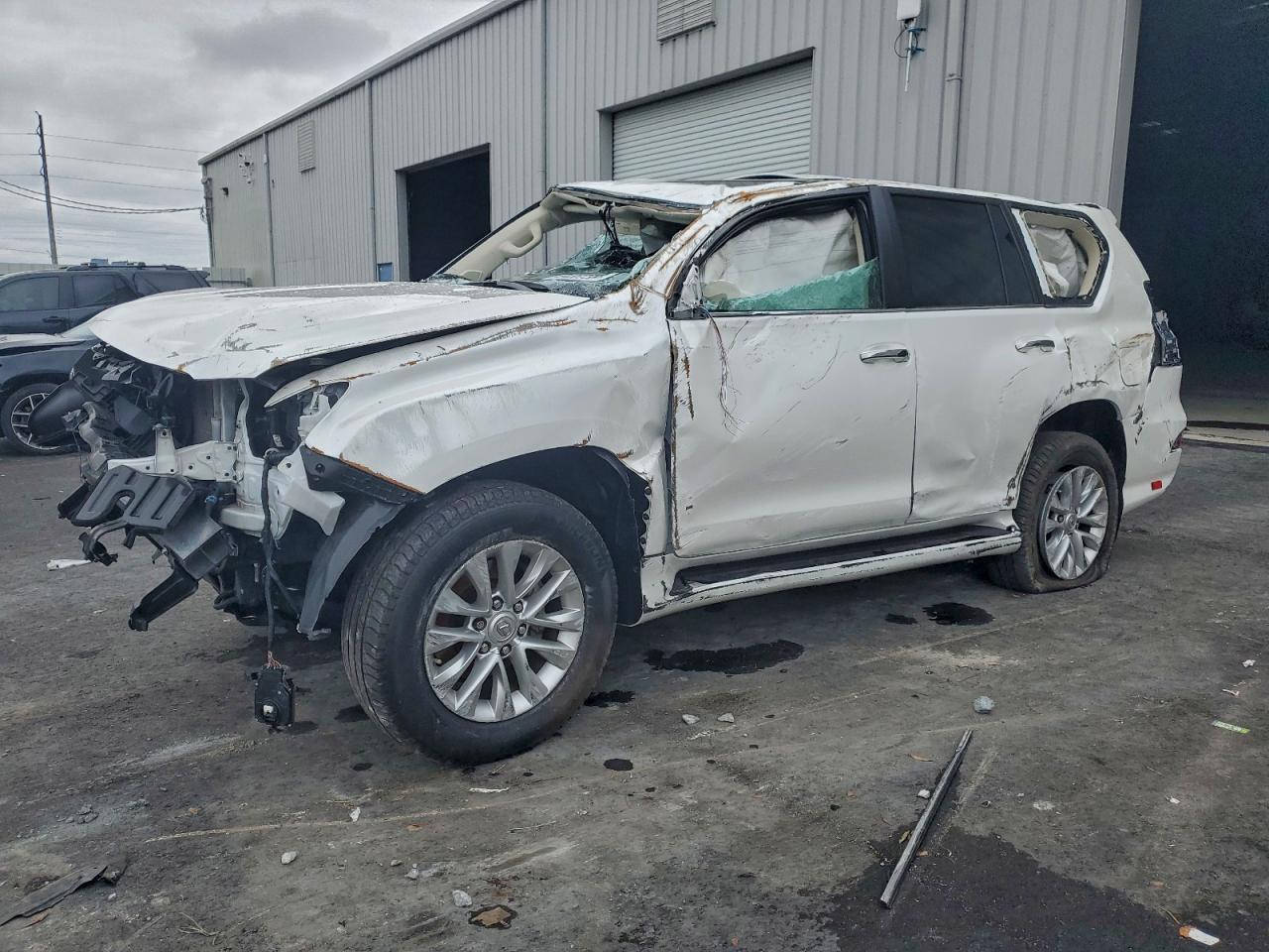2023 LEXUS GX 460