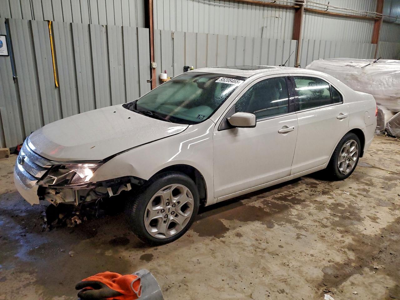 2011 FORD FUSION