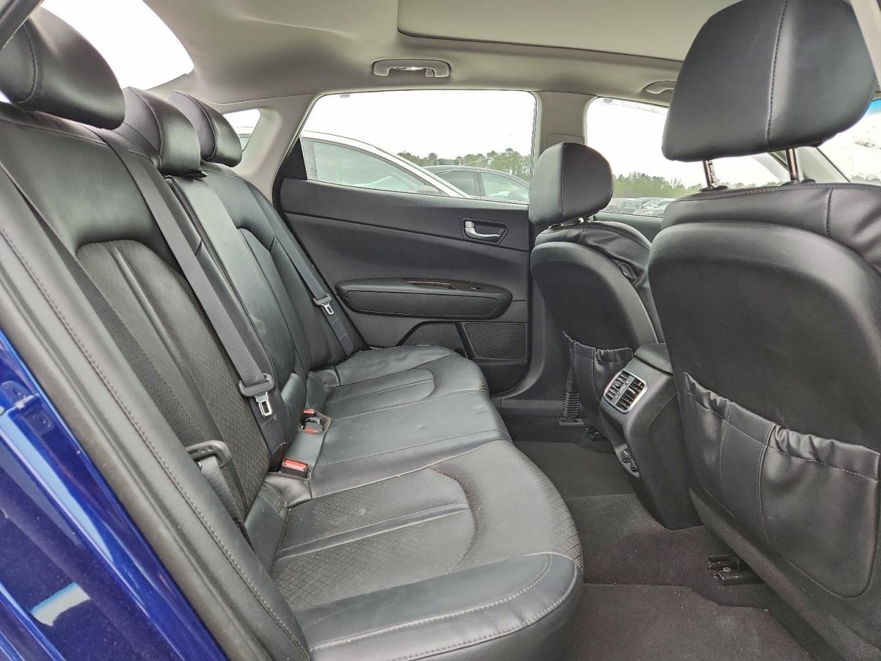 2017 KIA OPTIMA