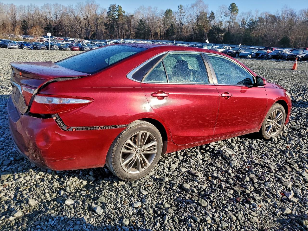 2015 TOYOTA CAMRY