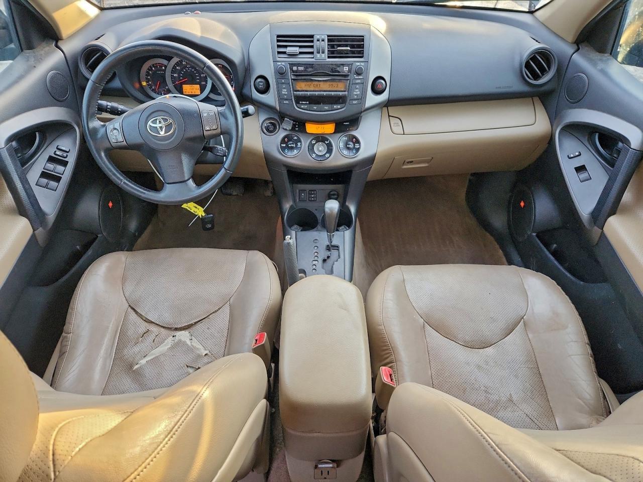 2011 TOYOTA RAV4