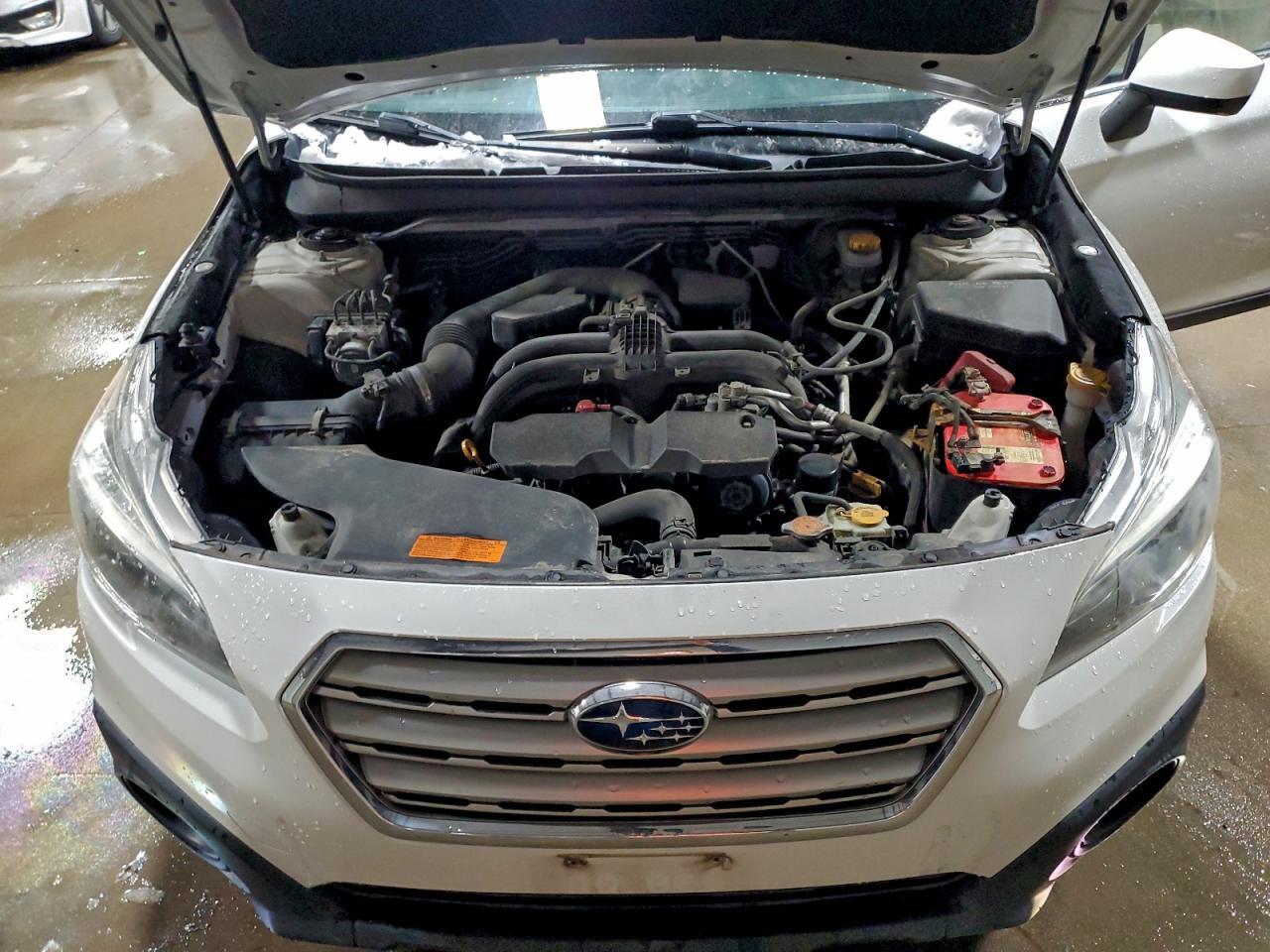 2015 SUBARU Outback