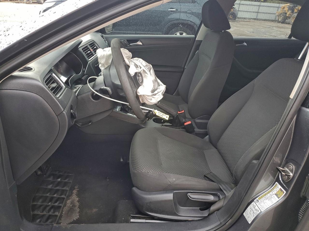 2013 VOLKSWAGEN JETTA
