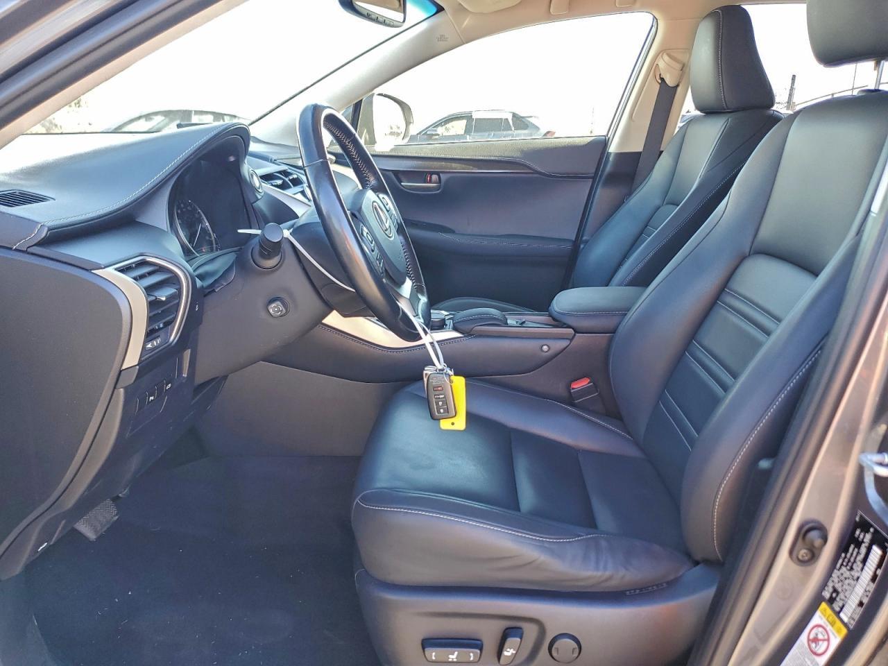 2017 LEXUS NX 300H