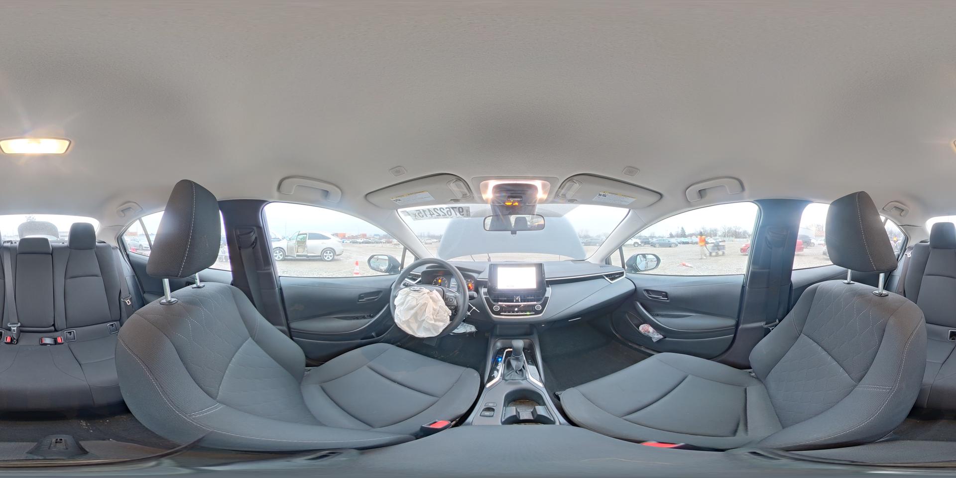 2025 TOYOTA COROLLA