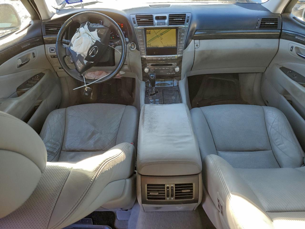 2010 LEXUS LS 460
