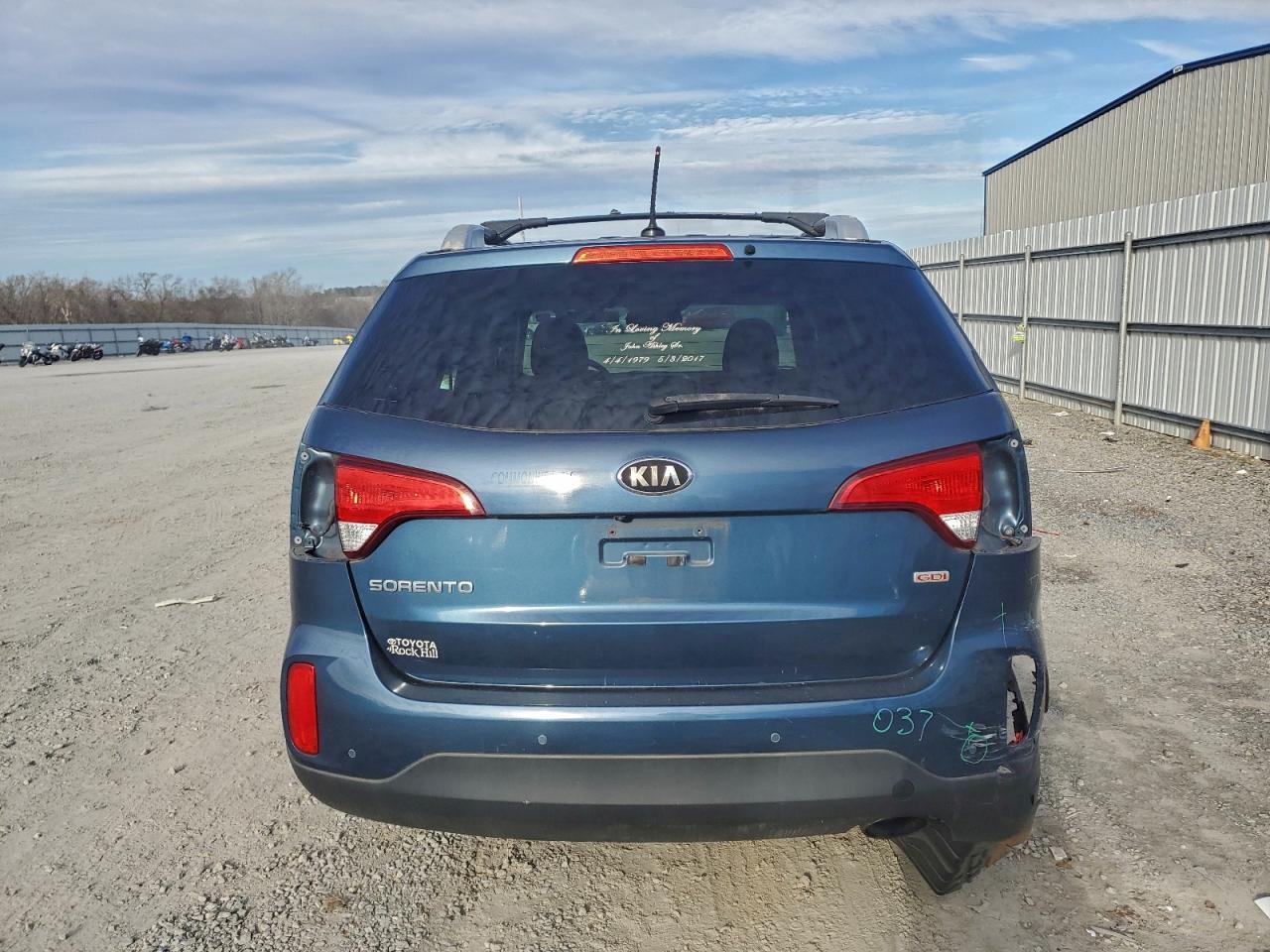 2014 KIA SORENTO