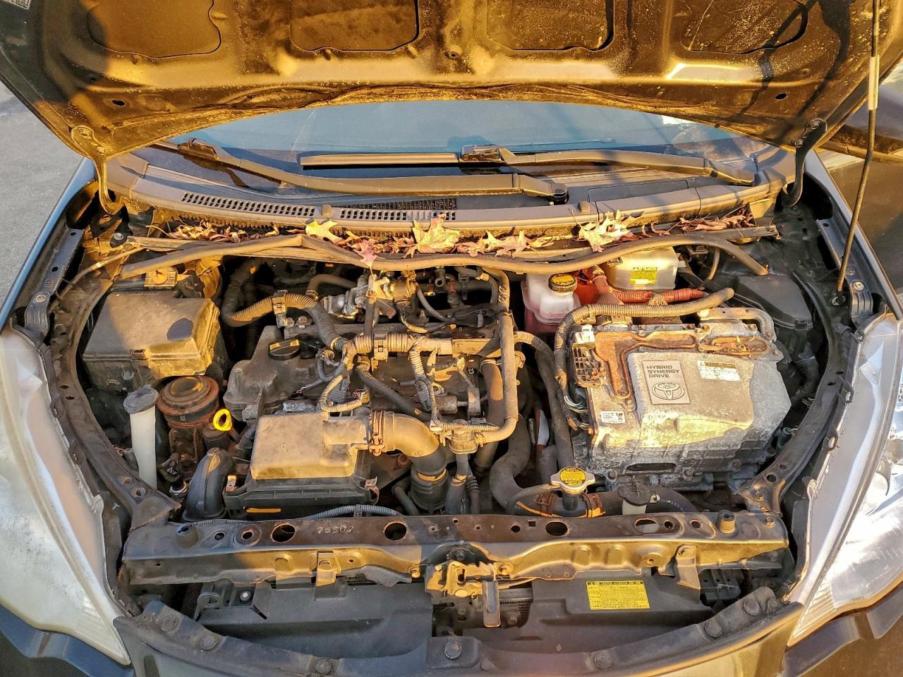 2013 TOYOTA Prius c