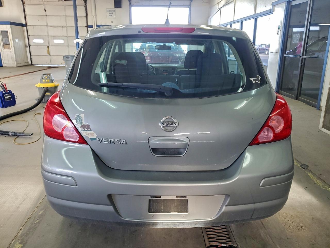 2012 NISSAN VERSA