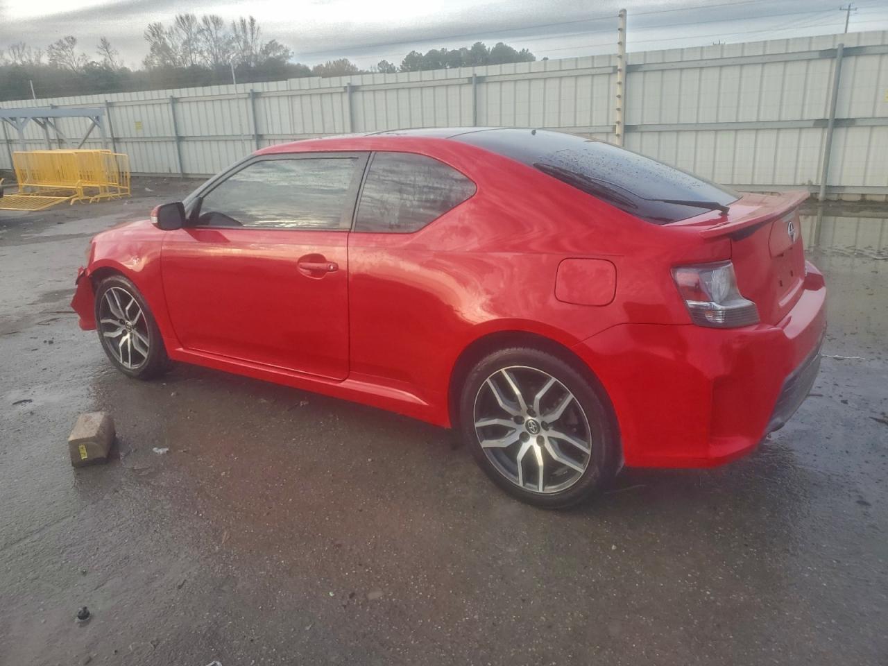 2016 TOYOTA SCION
