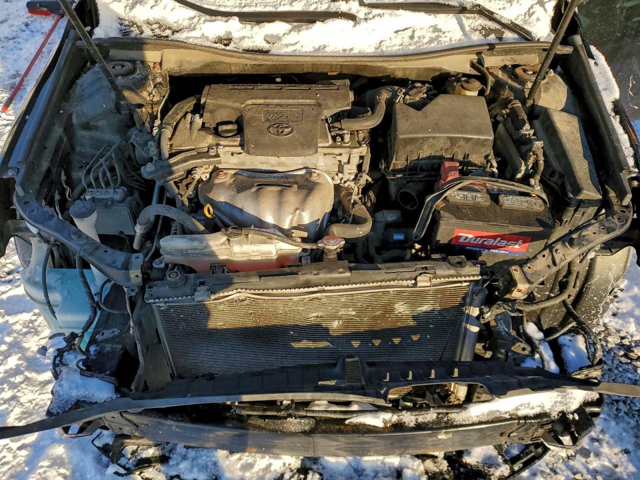 2016 TOYOTA CAMRY