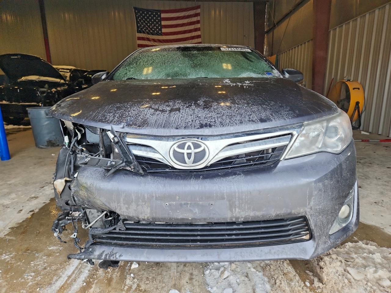 2013 TOYOTA CAMRY