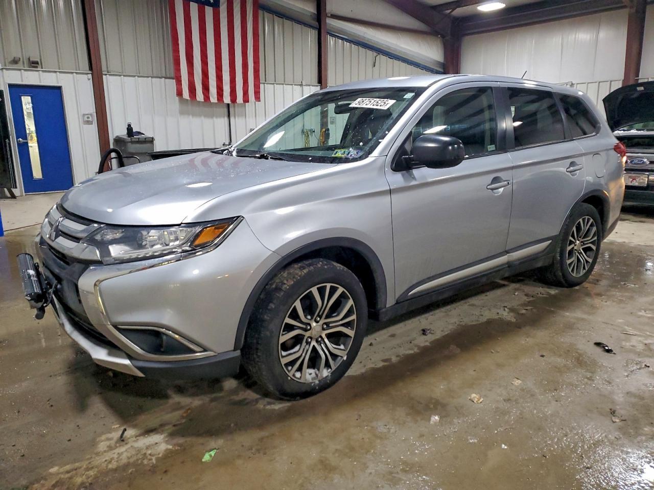 2016 MITSUBISHI outlander