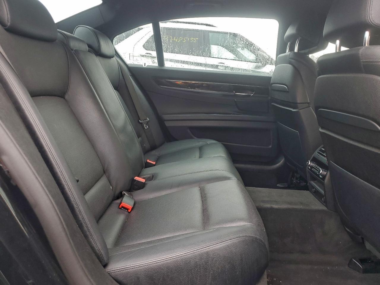 2014 BMW 740