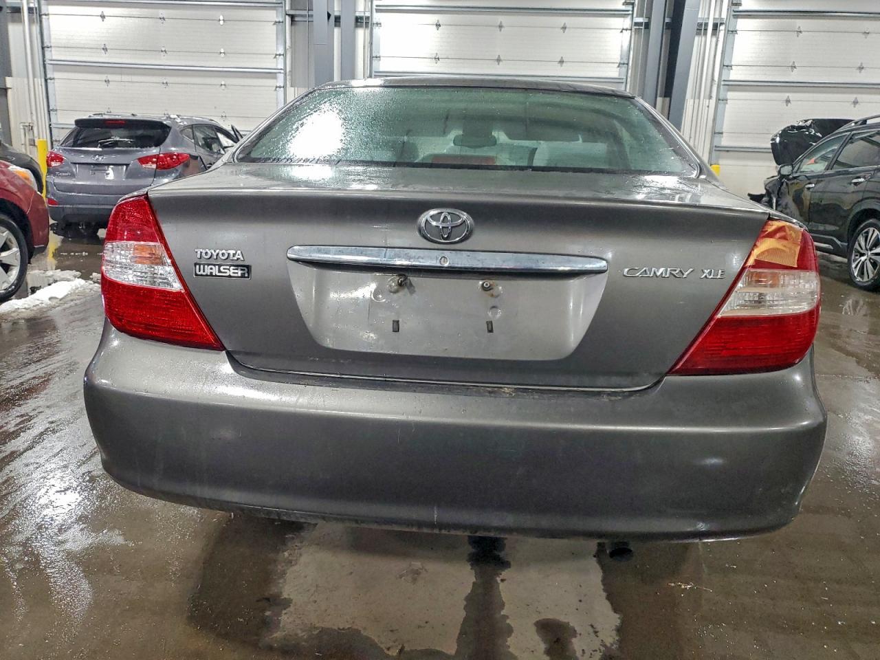 2004 TOYOTA CAMRY