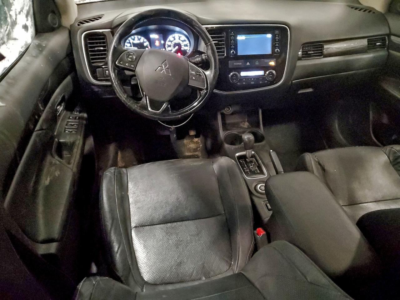 2016 MITSUBISHI outlander