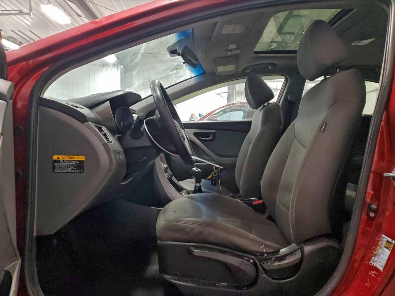 2012 HYUNDAI ELANTRA