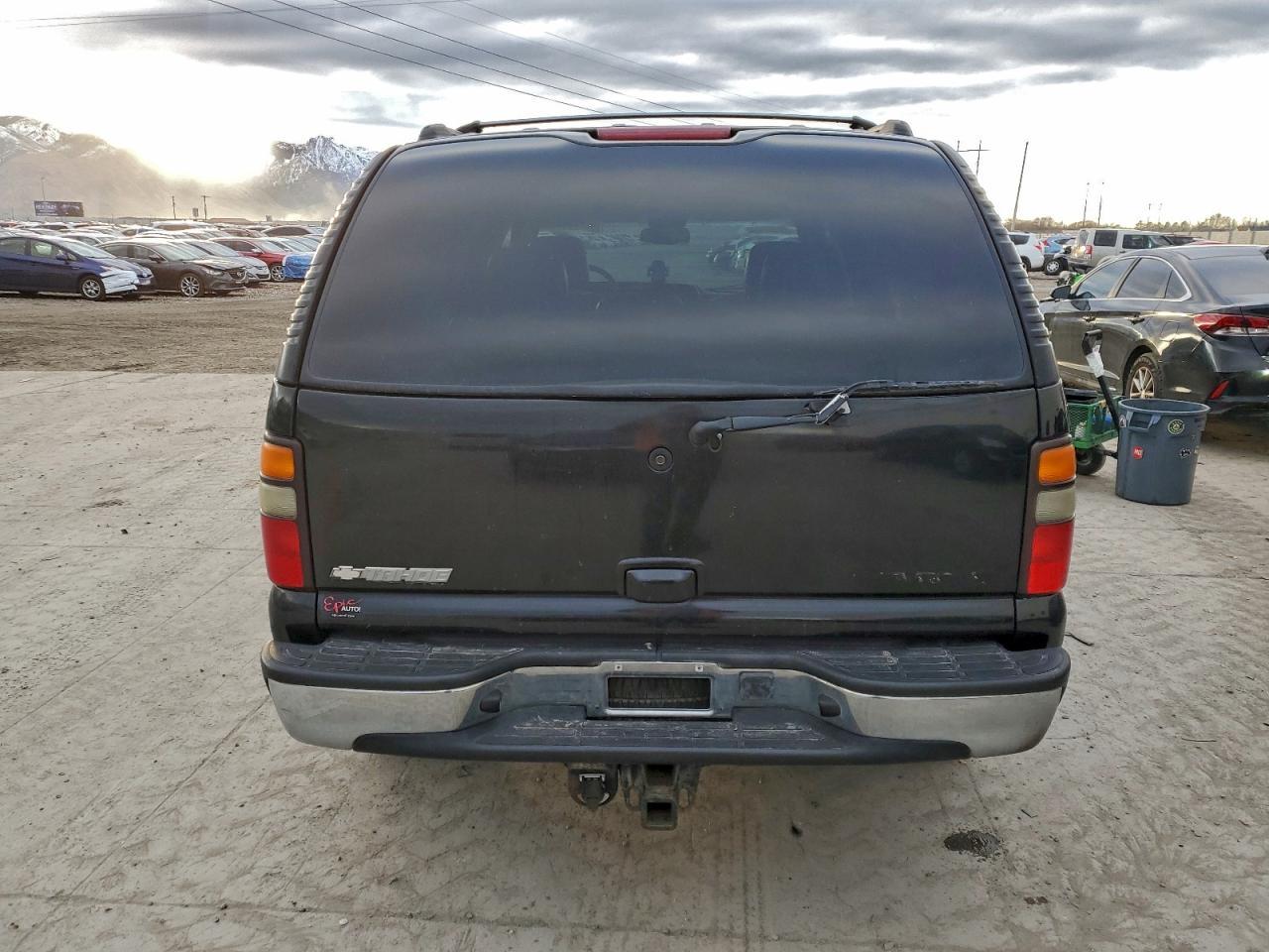 2004 CHEVROLET Tahoe