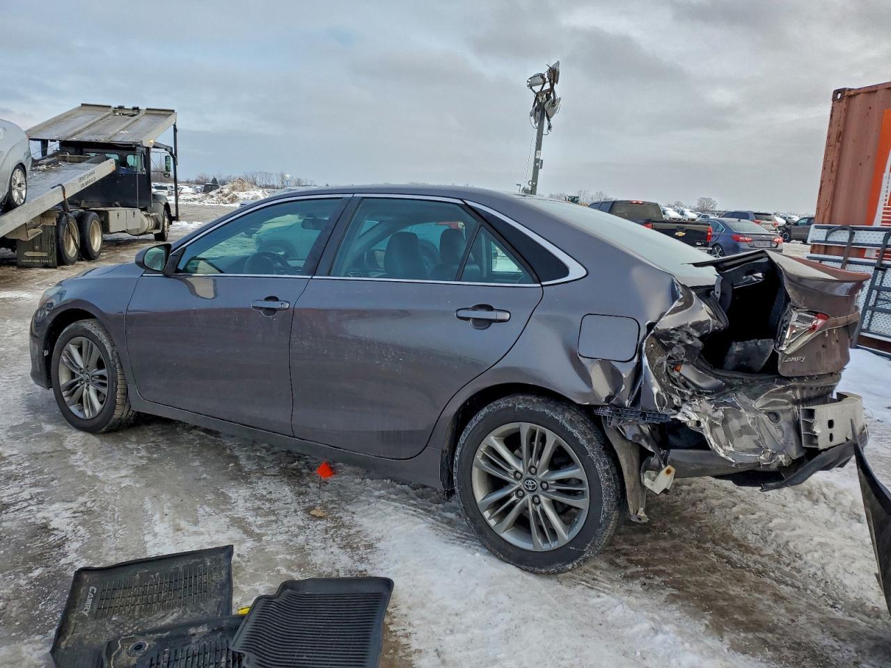 2017 TOYOTA CAMRY