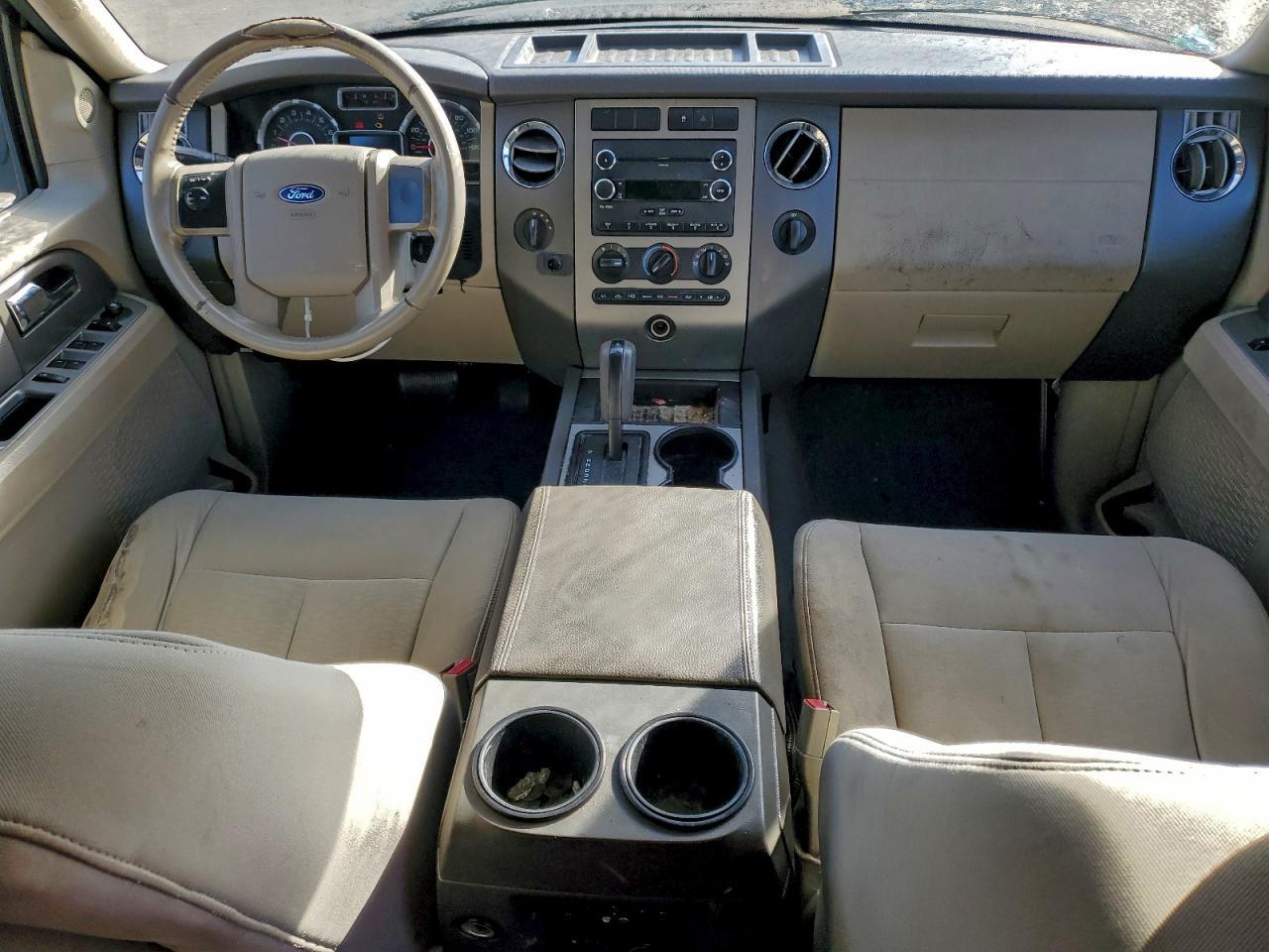 2010 FORD Expedition