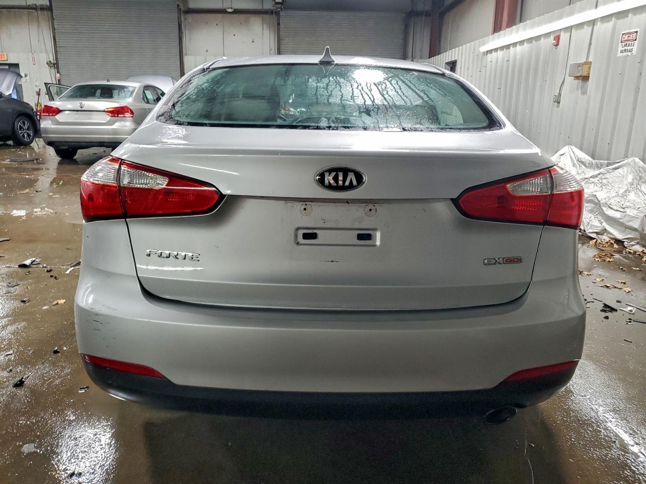2015 KIA FORTE