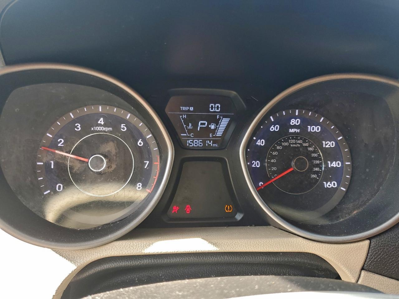 2016 HYUNDAI ELANTRA