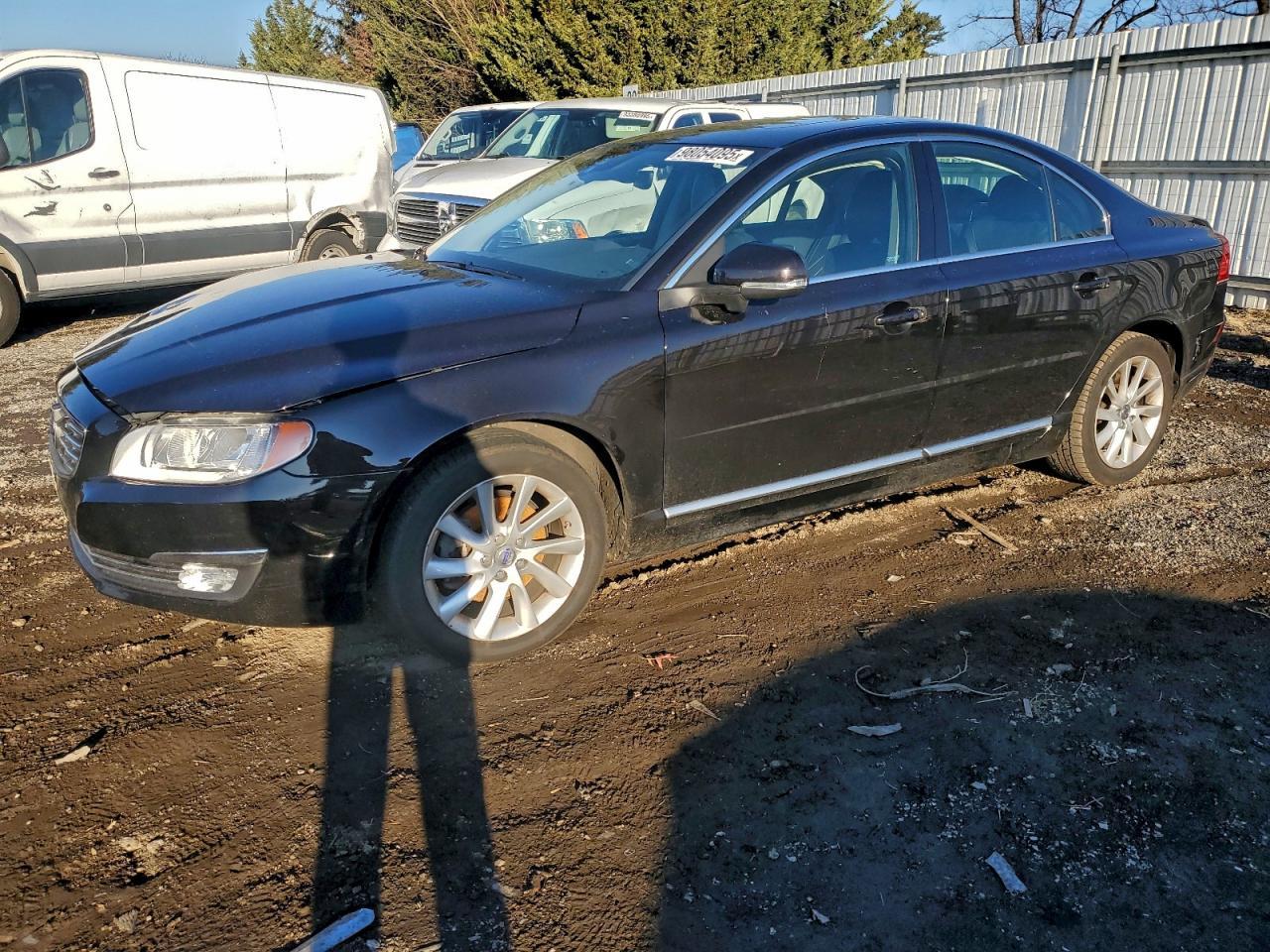 2015 VOLVO S80