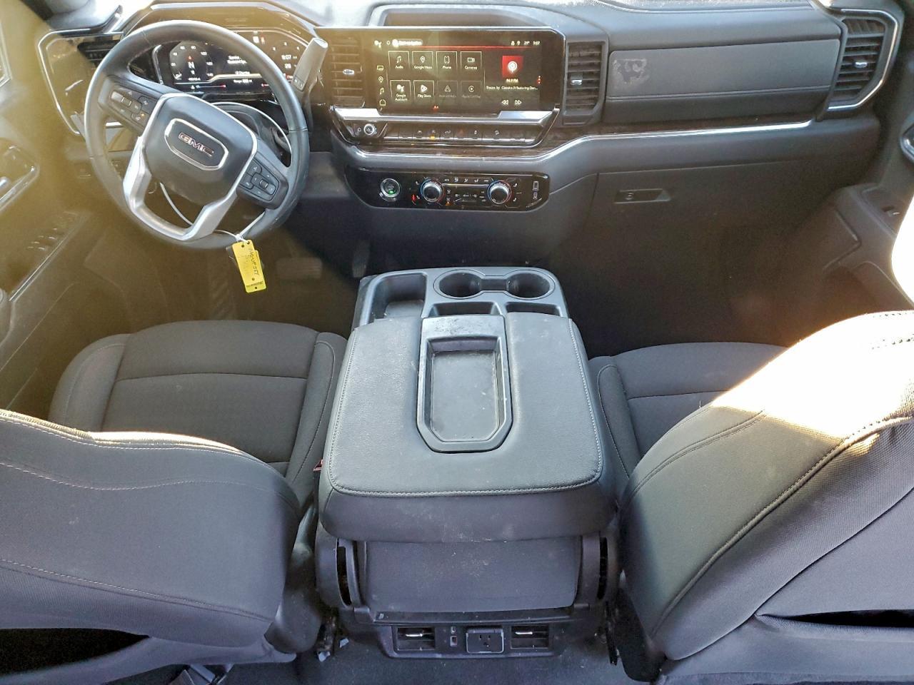 2023 GMC Sierra