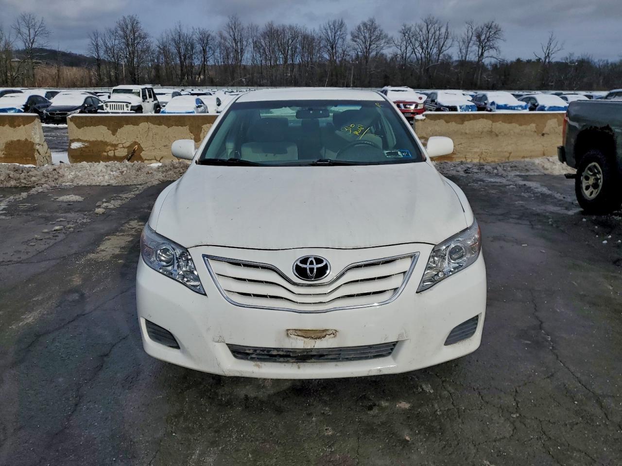 2010 TOYOTA CAMRY