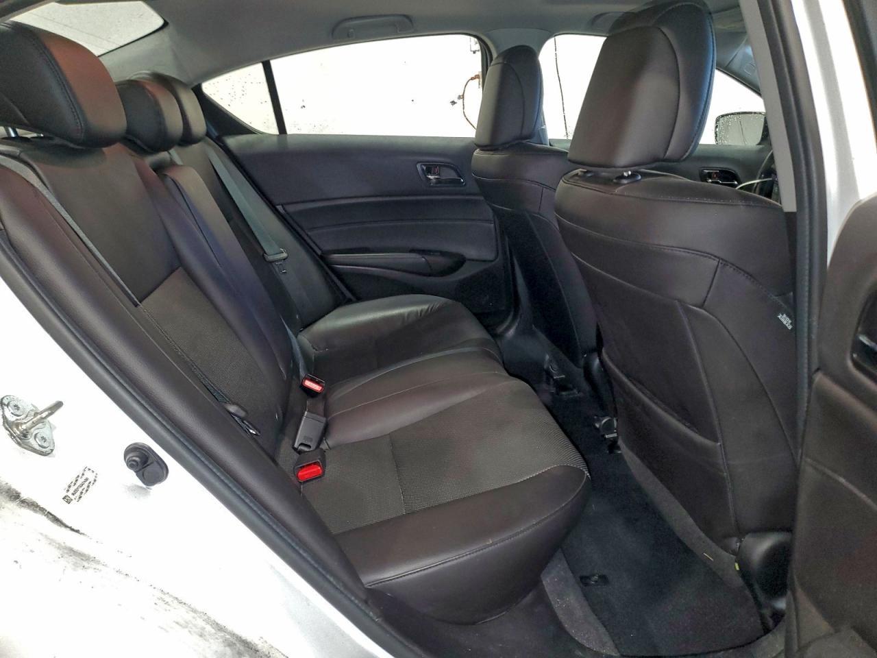 2016 ACURA ILX