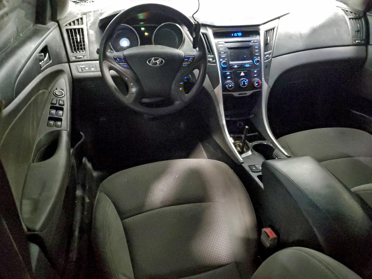 2014 HYUNDAI SONATA
