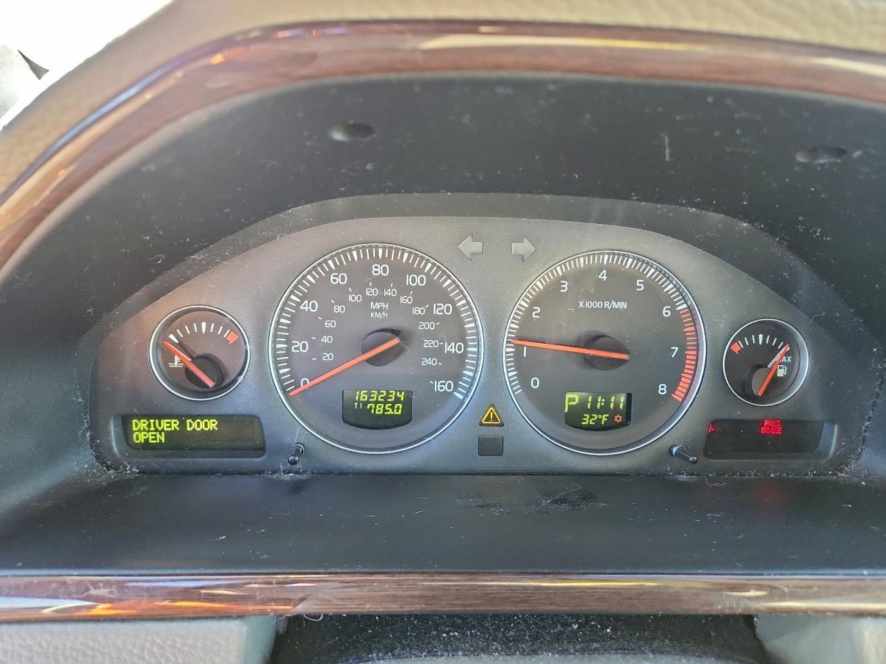 2006 VOLVO XC90