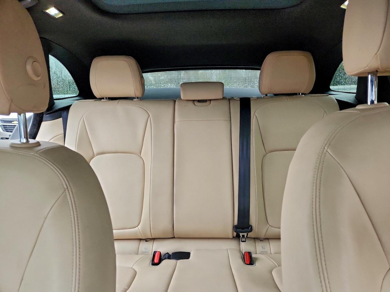 2017 JAGUAR F-Pace