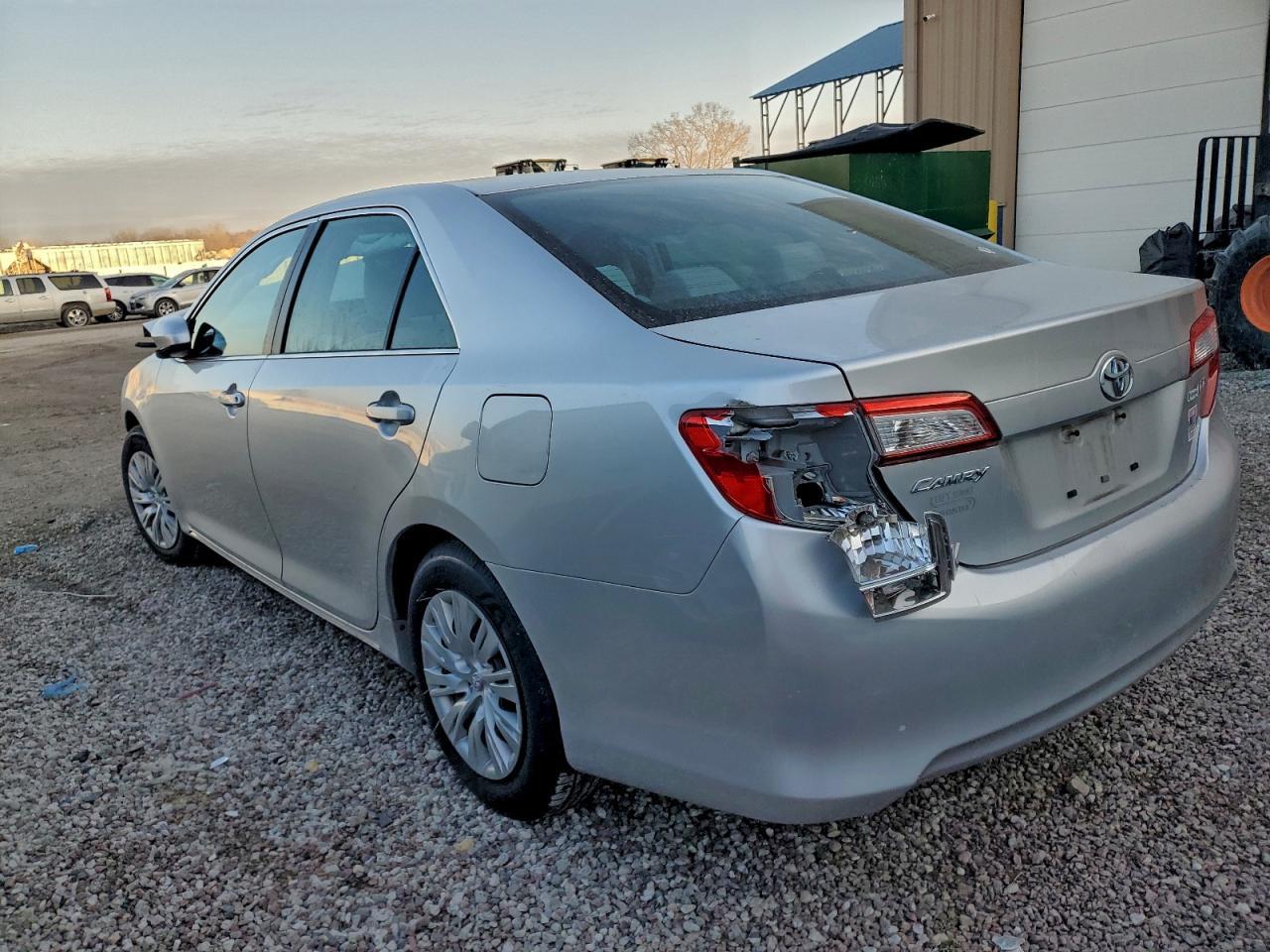 2013 TOYOTA CAMRY