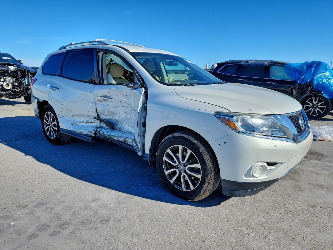 2014 NISSAN PATHFINDER