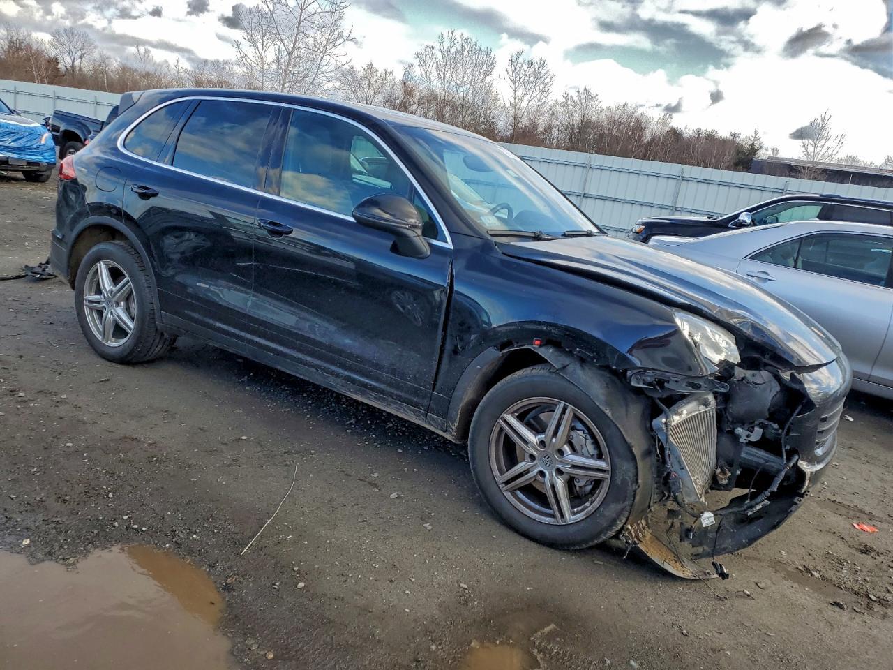 2015 PORSCHE CAYENNE
