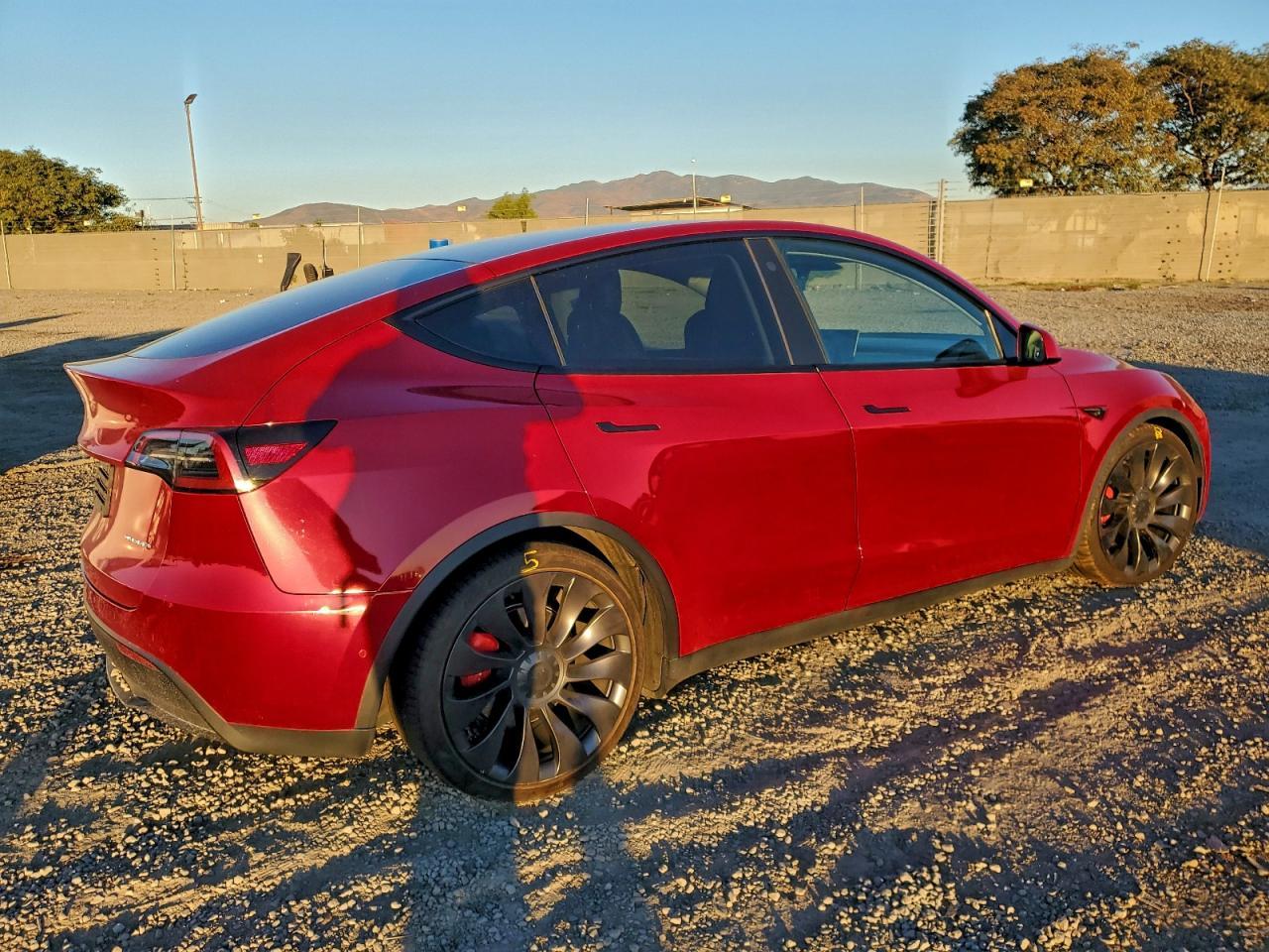 2022 TESLA MODEL Y