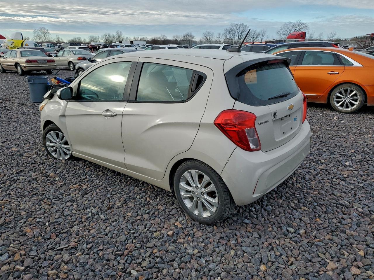 2017 CHEVROLET Spark