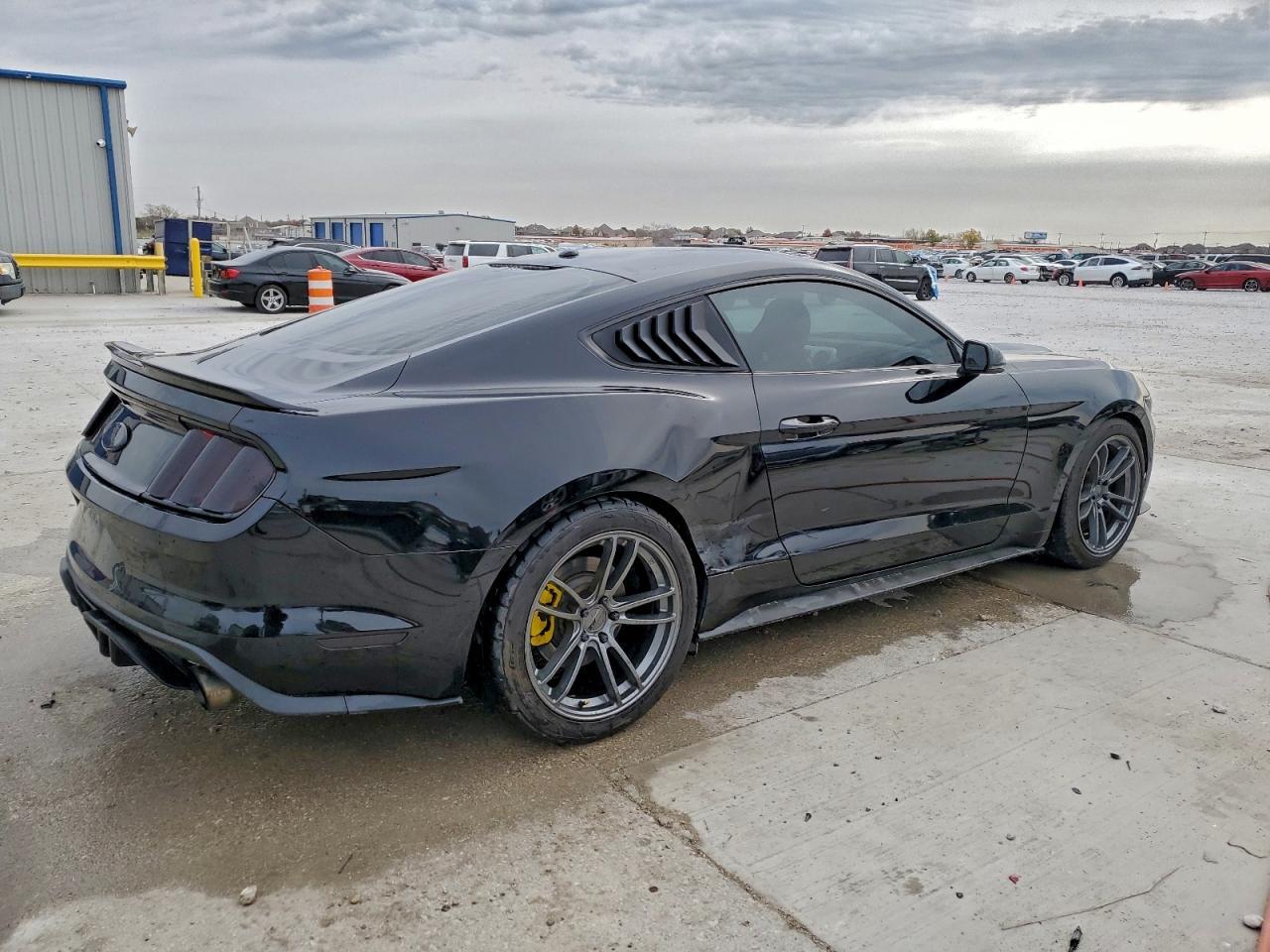 2015 FORD MUSTANG