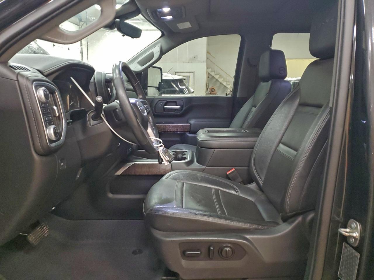 2020 GMC Sierra
