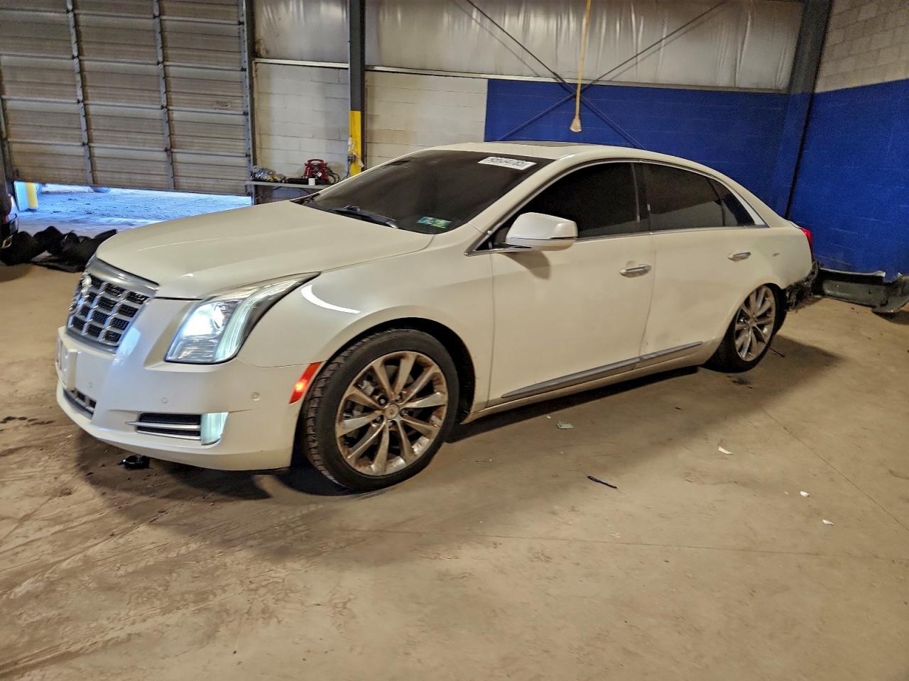 2014 CADILLAC XTS