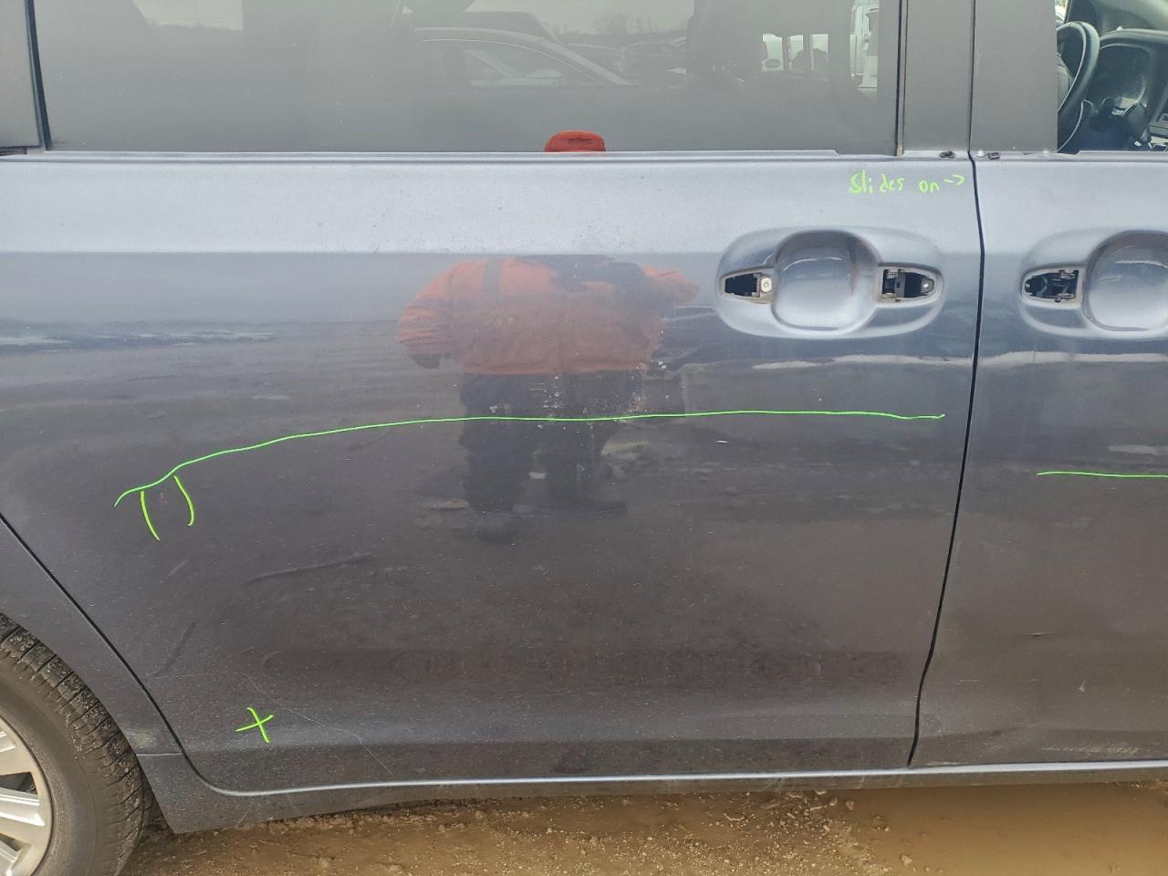 2017 TOYOTA SIENNA