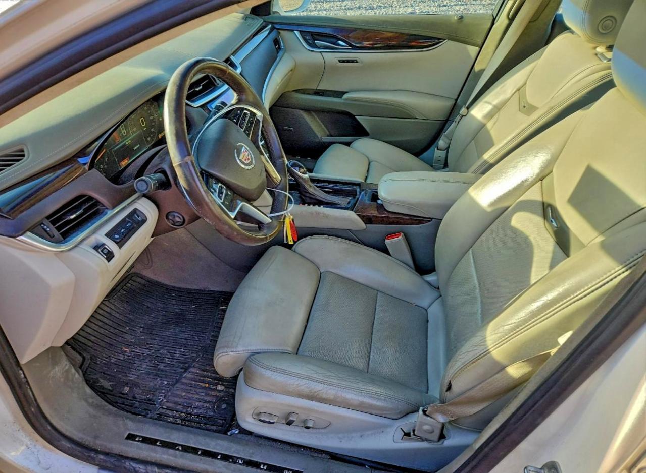 2015 CADILLAC XTS
