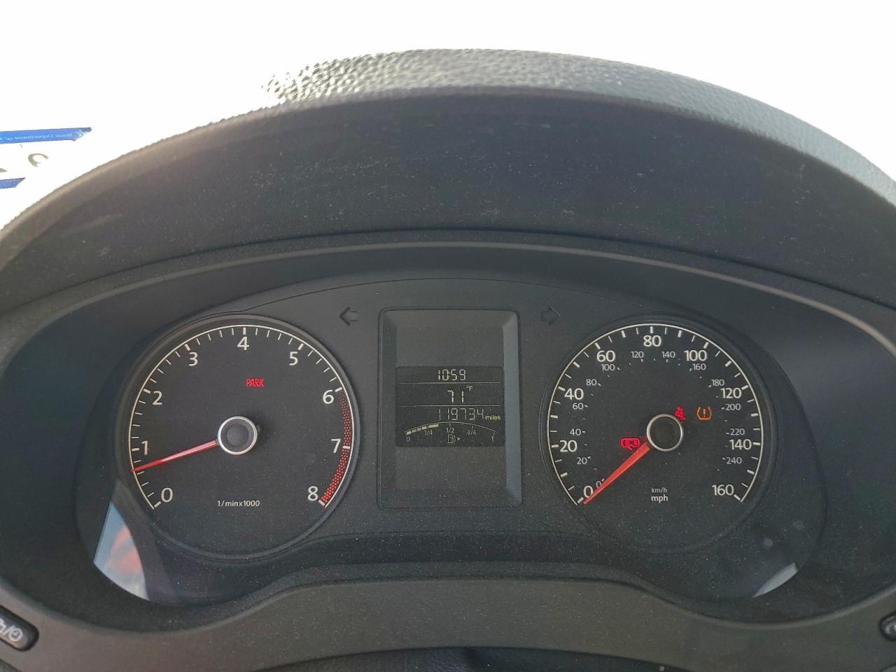 2013 VOLKSWAGEN JETTA