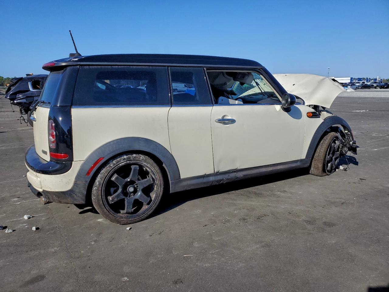 2014 MINI Cooper Clubman