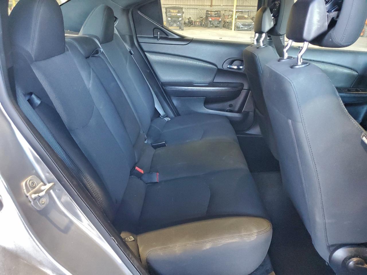 2013 DODGE Avenger